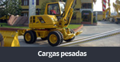 Rampas para altas capacidades de carga. Disponibles, con o sin bordes, en diferentes longitudes y anchuras.