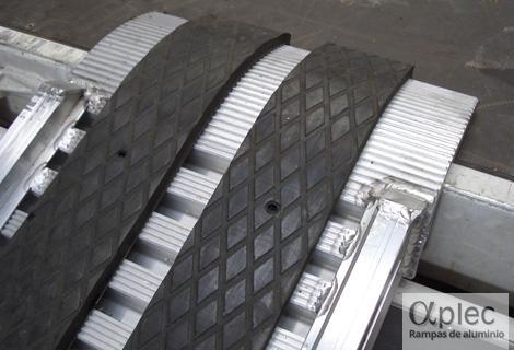  Longitud 4.000 mm - Altura de carga máxima 1.200 mm